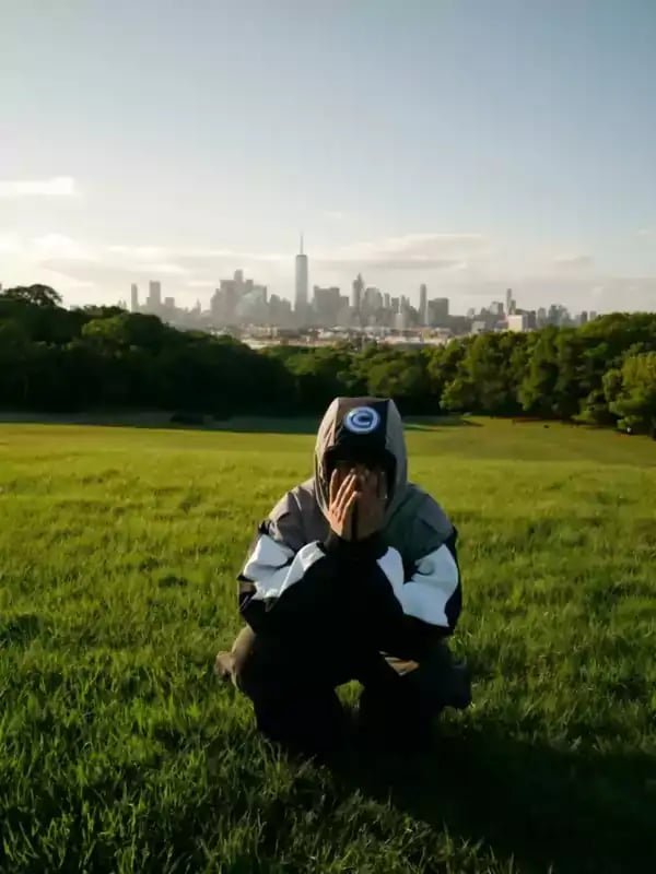 Loading the media file...