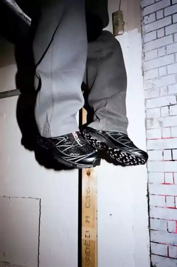 Loading the media file...